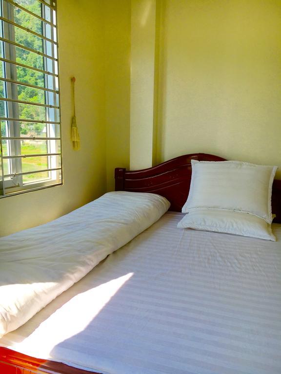 Huyen Tram Guesthouse Dong Van  Extérieur photo